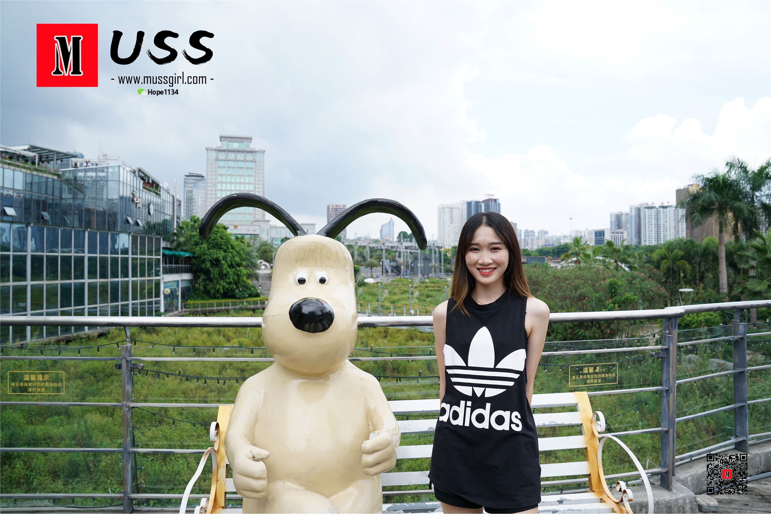 MussGirl慕丝女郎  NO.009 开心少女腿腿